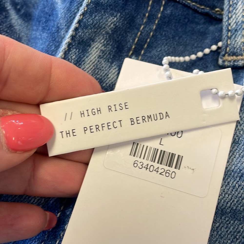 NWT Distressed HIGH RISE BERMUDA SHORTS - Picture 11 of 13
